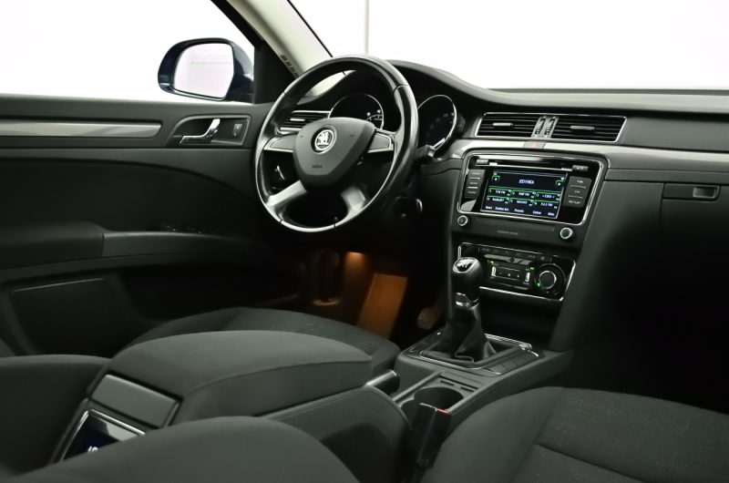 Skoda Superb 2014′ 1.4 benzyna kombi marża