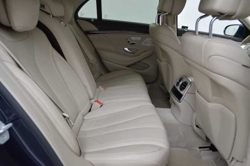 Mercedes-benz S500 4MATIC 2014 4,7 benzyna 456 127 tys km VAT-marża