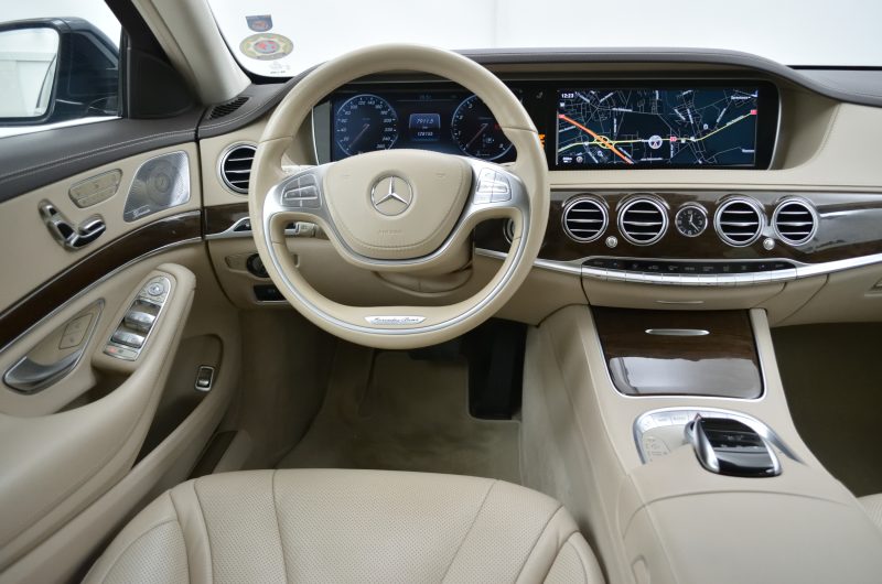 Mercedes-benz S500 4MATIC 2014 4,7 benzyna 456 127 tys km VAT-marża