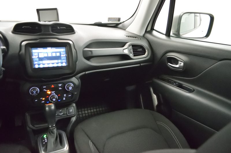 JEEP RENEGADE 1.33 AUTOMAT BIAŁY