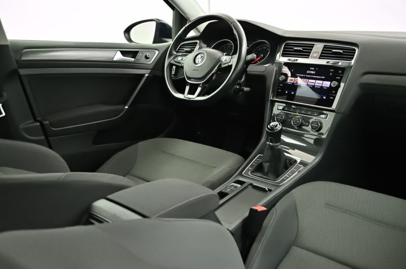 Volkswagen Golf 2019r 1.5 Benzyna 150KM Comfortline SalonPL 1Wł VATmarża