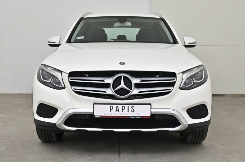 Mercedes-Benz GLC250 2018r 2.0 Benzyna 211KM 4-Matic 9G-tronic SalonPL VATmarża