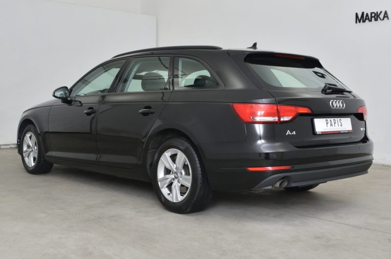 Audi A4 B9 Avant 2018 1.4 TFSI 150KM S-tronic czarna Vat-marża