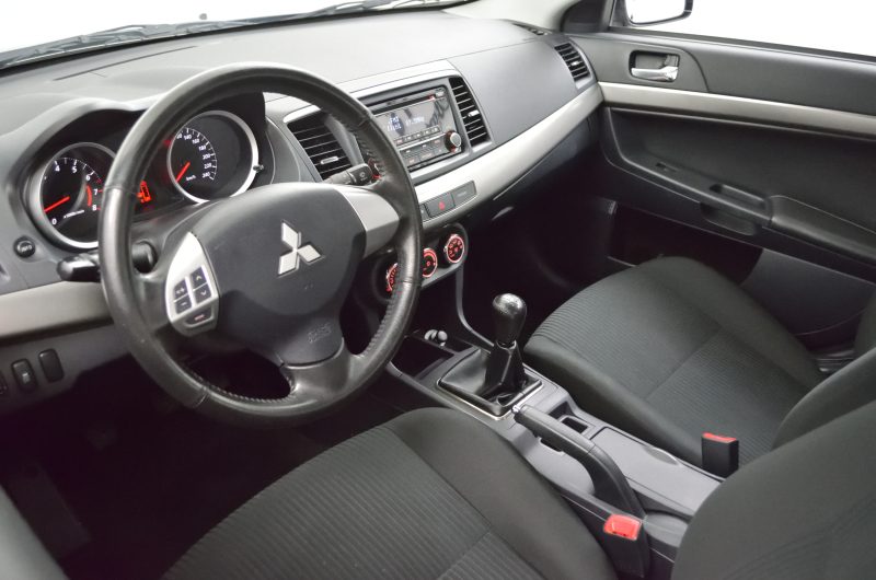 MITSUBISHU LANCER SEDAN 2014 1.6 BENZYNA 117KM MANUAL INVATE SALON POLSKA BEZWYPADKOWY GWARANCJA