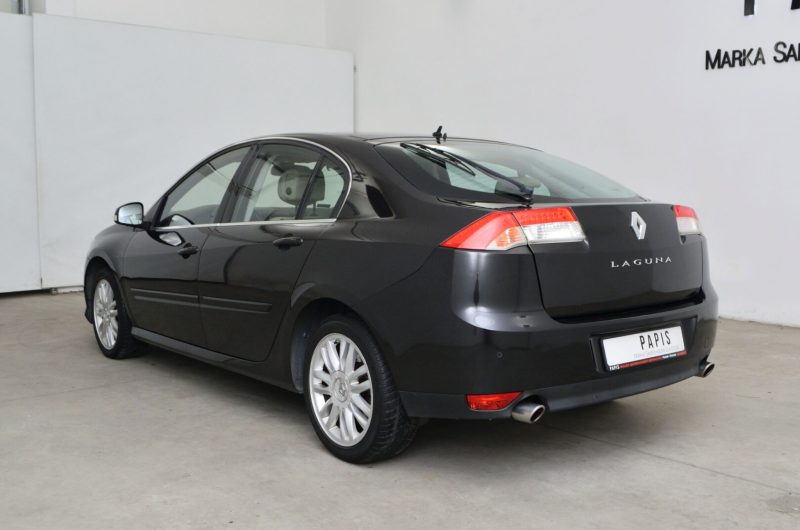 RENAULT LAGUNA III 2.0 DCI 150KM 2010′ Initiale Bezwypadkowy Gwarancja Szyberdach.Grzane elekt. fotele.Skóra.Navi