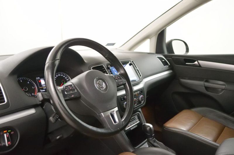 VOLKSWAGEN SHARAN II VAN 2.0 TDI CR BMT 177KM 2015′ Highline SalonPL ASO Bezwypadkowy Gwarancja