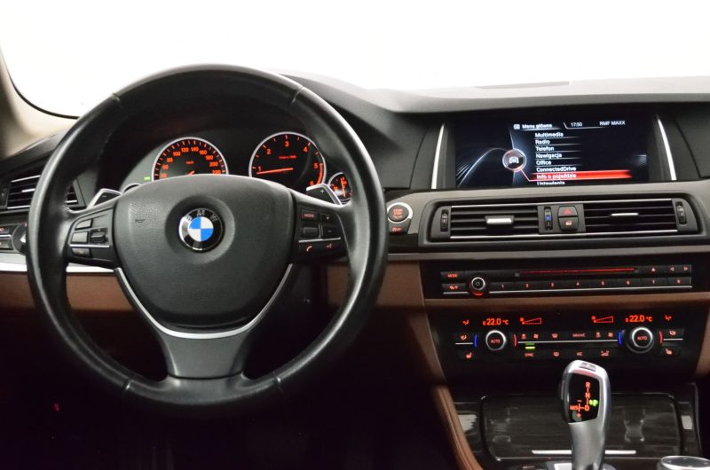 BMW SERIA 5 F10-F11 520D 190KM 2015′ 520d xDrive SalonPL Serwisy Bezwypadkowy Gwarancja