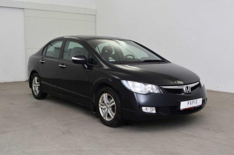 HONDA CIVIC VIII SEDAN 1.8 I-VTEC 140KM 2007 Executive SalonPL Pełen Serwis Bezwypadkowy Gwarancja