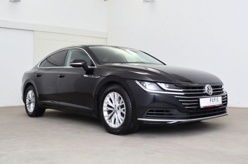 VOLKSWAGEN ARTEON 2.0 TDI 150KM 2018′ DSG ELEGANCE SalonPL Nowy rozrząd Gwarancja Grzane fotele x4