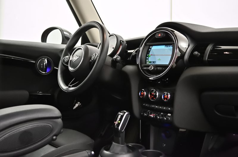 Mini Cooper 2018r 1.5 Benzyna 136KM Standard SalonPL VATmarża