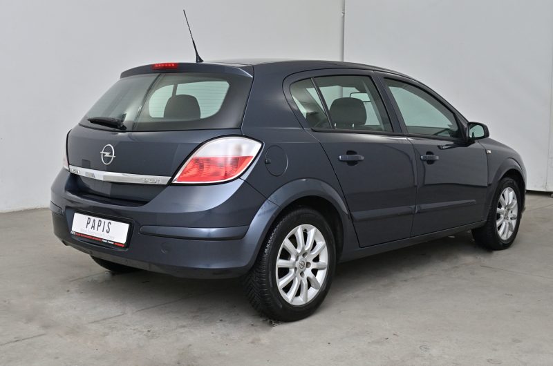 Opel Astra 2007r 1.9 Diesel 100KM Cosmo VATmarża