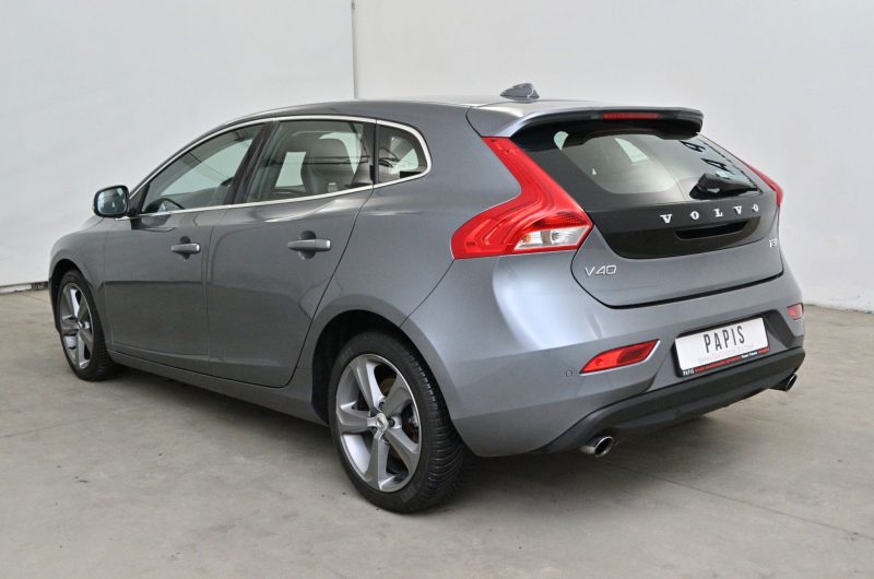 VOLVO V40 II HATCHBACK 1.5 T3 152KM 2017′ INSCRIPTION SalonPL Serwisy Bezwypadkowy Gwarancja